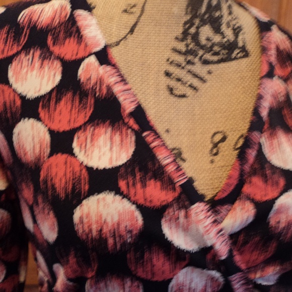 Top - Picture 2 of 6